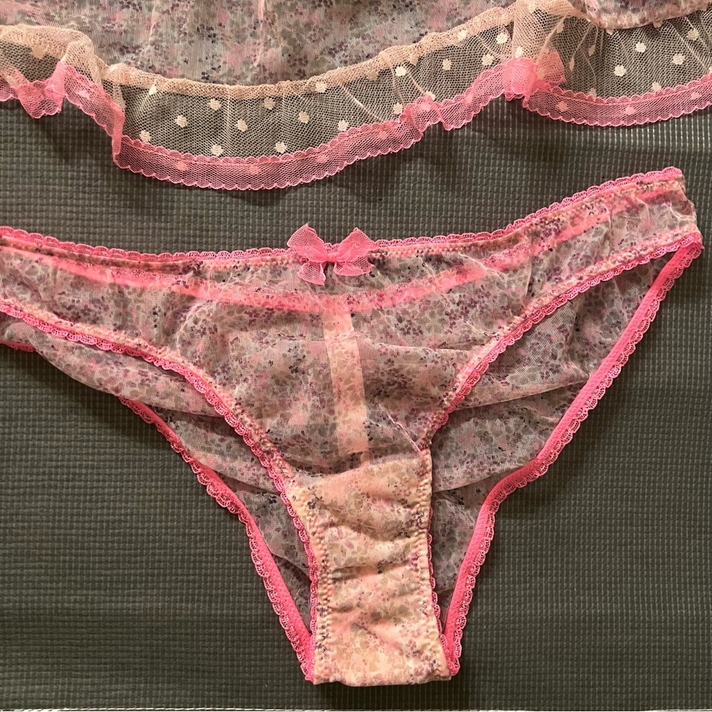 Victoria’s Secret floral chemise two piece set - Picture 2 of 5